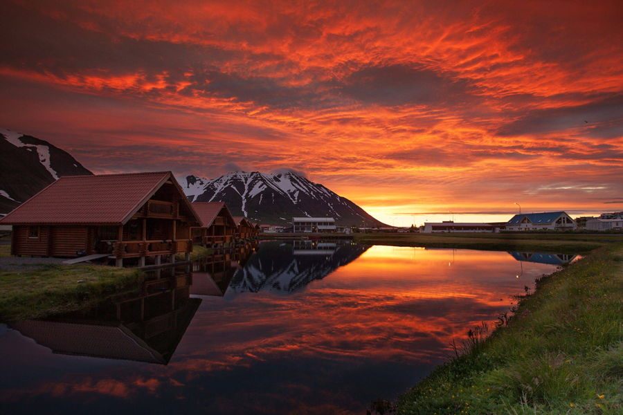 Iceland Sunset Lodge