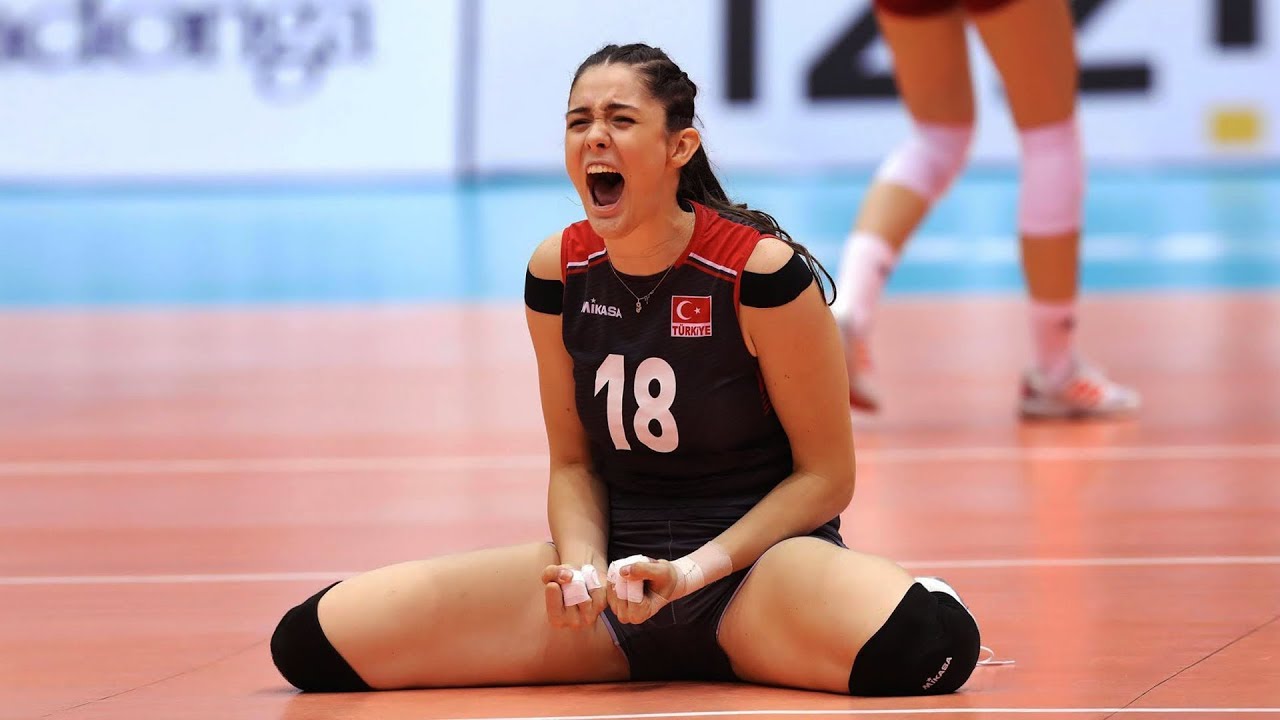 Beautiful Turkish Women Volleyball Players